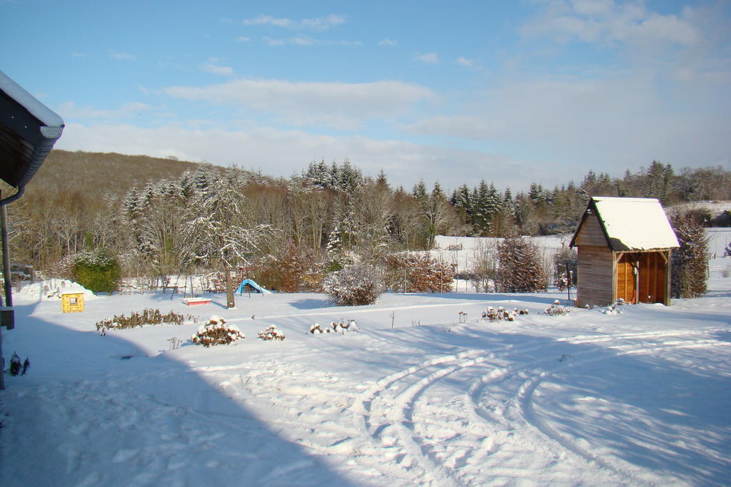 Gite De La Cour Campandré-Valcongrain Oda fotoğraf